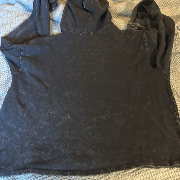 Hoodie - Picture 3 of 5